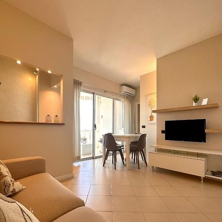 Prestige Panoramico Veronese Olbia Bagian luar foto