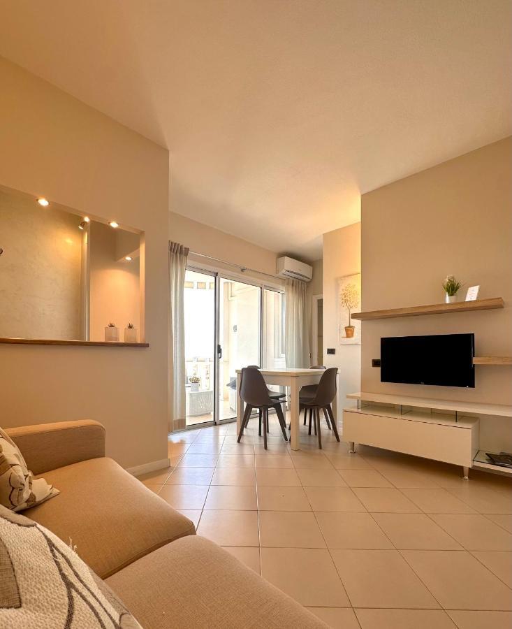 Prestige Panoramico Veronese Olbia Bagian luar foto